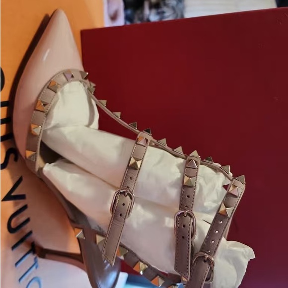 Valentino Blush Pink Studded Heels - Picture 3 of 8